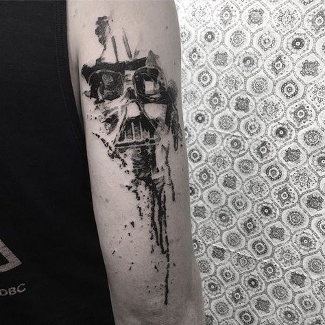 Splatter Tattoo, Star Wars Tattoo Sleeve, Darth Vader Tattoo, Mangas Tattoo, Unique Tattoos For Men, Dark Vador, Star Wars Tattoo, Matching Tattoo, Abstract Tattoo