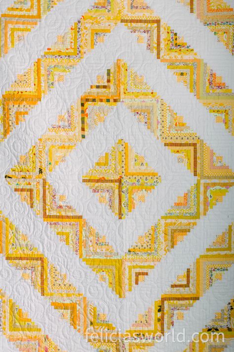 Log Cabin Quilt Settings, Yellow And White Quilts, Scrappy Log Cabin Quilts Free Pattern, Log Cabin Quilt Ideas, Log Cabin Quilt Blocks Free Pattern, Half Log Cabin Quilt Pattern, Yellow Quilts Ideas, Log Cabin Quilts Variations, Log Cabin Quilts Layouts