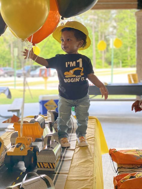 Construction Theme Birthday Pictures, 2 Year Birthday Construction, Construction Theme Birthday Photoshoot, Heavy Equipment 2nd Birthday, 2 Year Birthday Theme Boy Construction, Construction Outfit, Boy Cake Smash, Boy Cake, 1st Birthday Party Decorations