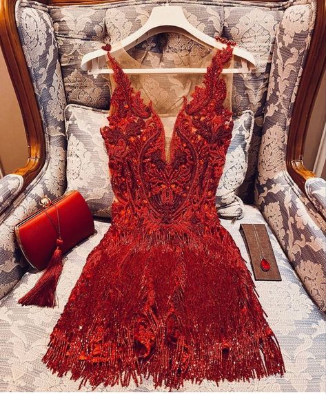 Red Quinceanera Ideas, Xv Dresses, Tiny Dress, Size 12 Fashion, Wedding Instagram, Latina Fashion Outfits, Stylish Wedding Dresses, Red Homecoming Dresses, Dress Homecoming