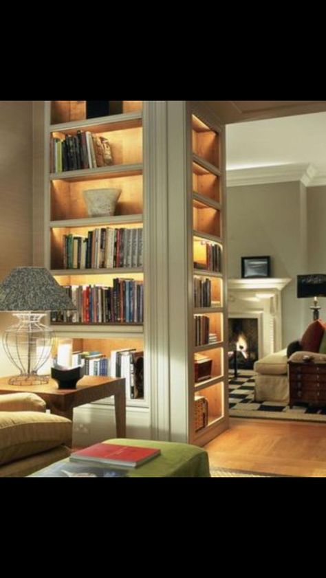 3 sided bookcase Home Library Design, European Home Decor, Home Libraries, Wood Interiors, South Shore, Home Library, Window Seat, Design Case, Bay Window