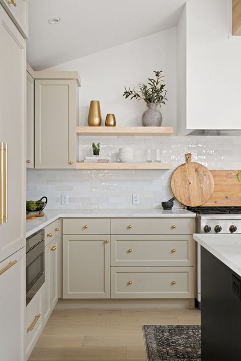 F Ave. Lake Oswego (First Addition) - TTM Development Kitchen Ideas Cream Color, Cream Kitchen With Island, Gold And Cream Kitchen, Cream And Gold Kitchen Ideas, Small Two Tone Kitchen, White And Cream Kitchen Ideas, Light Cream Kitchen Cabinets, Crème Kitchen, Small Neutral Kitchen