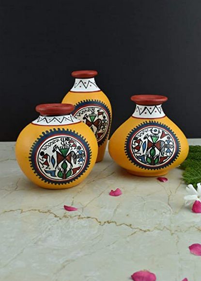 Warli pots Pot Painting Ideas Traditional, Traditional Pot Painting, Warli Painting Ideas On Pots, Matka Decoration Pots Painting, Pot Designs Painted Indian, Pot Painting Ideas Creative Indian, Pot Decorating Ideas Indian, Kalash Painting, Matka Painting