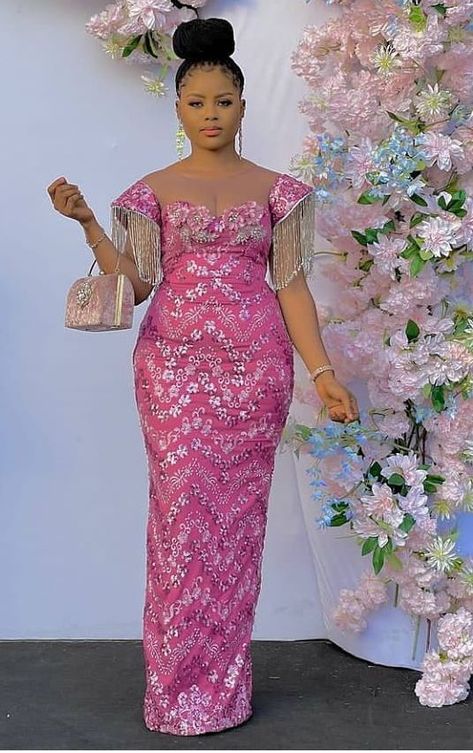 Asoebi Styles Lace Classy, Asoebi Lace Styles Classy, Lace Asoebi, Latest Lace Styles, Owambe Styles, Asoebi Lace, Aso Ebi Lace Styles, Lace Long Gown, Nigerian Lace Styles Dress