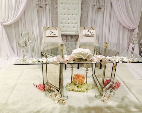 Wedding backdrop & glass mirrored sweetheart table Glass Sweetheart Table Wedding, Head Table Wedding, Diy Wedding Hair, Head Tables, Sweetheart Table Wedding, Rustic Backdrop, Wedding Cake Recipe, Table Wedding, Wedding Rings Solitaire