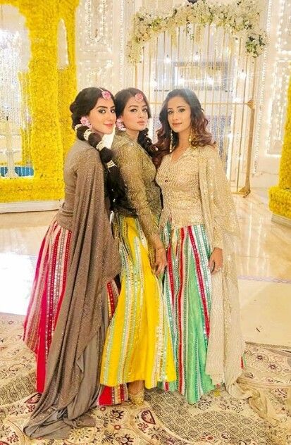 Samiksha Jaiswal, Bahu Begum, Karan Vohra, Sharara Designs, Muslim Bridal, Punjabi Salwar, English Vocab, Punjabi Salwar Suits, Dress Design Patterns