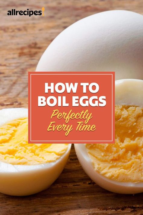 Creative Egg Recipes, How To Boil Eggs, Medium Boiled Eggs, Egg Nutrition Facts, Cooking Hard Boiled Eggs, Perfect Boiled Egg, Ways To Cook Eggs, Boil Eggs, Making Hard Boiled Eggs