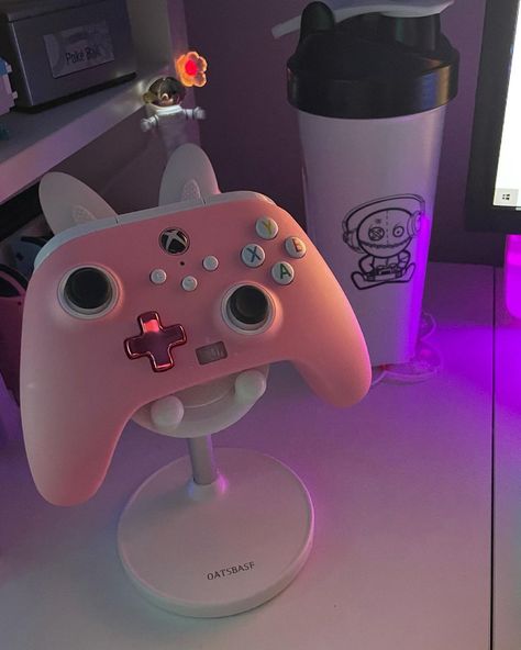 Xbox Gaming Aesthetic, Pink Xbox Controller Aesthetic, Pink Xbox Setup, Cute Xbox Setup, Aesthetic Xbox Controller, Cute Gaming Accessories, Xbox Controller Aesthetic, Pink Xbox Controller, Pink Game Controller