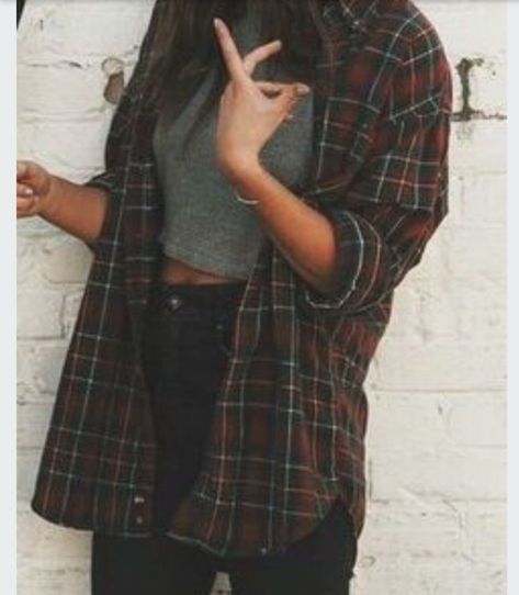 Christmas Outfit Women Holiday, Look Grunge, Holiday Outfits Women, Fest Outfits, Flannel Outfits, Hipster Outfits, Grunge Look, Tumblr Outfits, Flannel Women