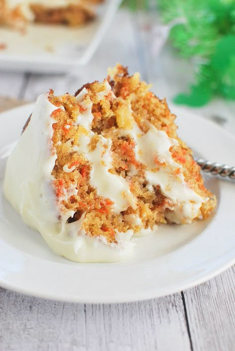 Carrot Cake with Buttermilk Glaze and Cream Cheese Frosting! The best carrot cake recipe I've ever tried! Carrot Cake With Buttermilk Glaze, Carrot Cake With Buttermilk, Cake With Buttermilk, Buttermilk Glaze, Fake Ginger, The Best Carrot Cake, Moist Carrot Cakes, Buttermilk Recipes, Best Carrot Cake