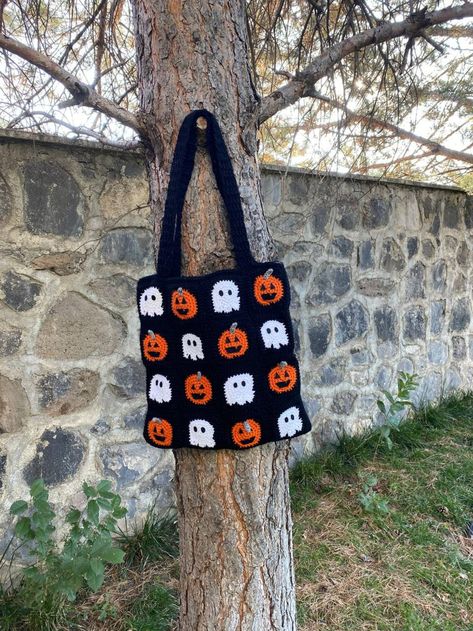 Knitted Halloween Bag Crochet Halloween Purse Orange Knitted - Etsy Turkey Crochet Halloween Purse, Halloween Crochet Bag, Knitted Halloween, Halloween Purse, Knitted Purse, Bags Colorful, Purse Crochet, Knit Bag, Crochet Halloween