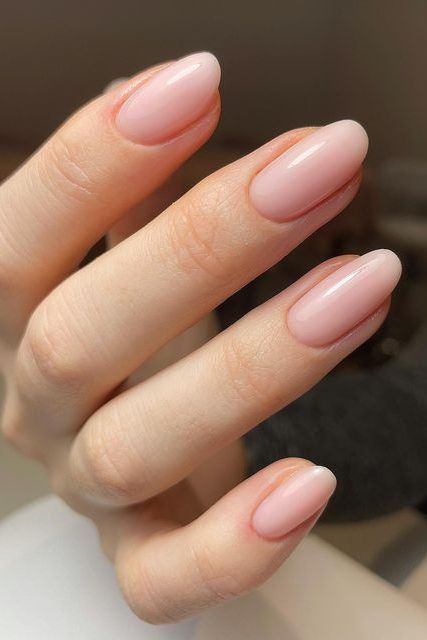 Natural Looking Biab Nails, Natural Artificial Nails, Minimalist Nails By Skin Tone Range, Natural Coloured Nails, Creamy Nude Nails, Skin Colour Nails, Nude Biab Nails, Natural Nails Matte, Matte Natural Nails