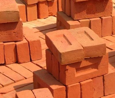 Urban plan the advantages of clay blocks | Benefits of using concrete blocks Red Clay Bricks, Clay Bricks, Brick Companies, Concrete Building, Poured Concrete, Clay Tiles, Concrete Blocks, Red Clay, Old Building