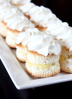 Angel Food Cake Sandwiches with Lemon Curd and Whipped Cream...perfect for your next tea party Cake Sandwiches, Divine Angel, Angel Food Cupcakes, Food Sandwiches, Tea Party Sandwiches, Tea Sandwiches Recipes, Food Cupcakes, Party Sandwiches, Mini Sandwiches