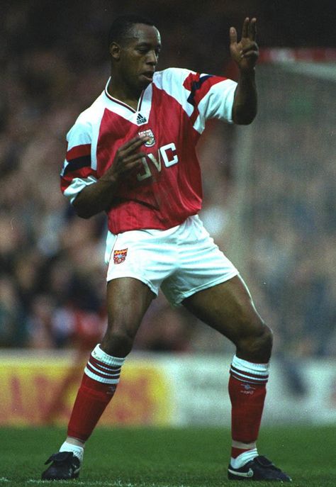 Ian Wright of Arsenal in 1992. Football Heritage, Arsenal Kit, Arsenal Fc Wallpapers, Brighton & Hove, Ian Wright, Football Photography, Arsenal Players, Shirt Inspiration, Arsenal Football Club