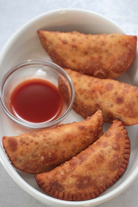 Spicy Beef and Cheese Empanadas Beef And Cheese Empanadas, Cheese Empanadas Recipe, Homemade Empanadas, Cheese Empanadas, Cheese Stuffed Mushrooms, Cuban Dishes, Spicy Dip, Cajun Dishes, Beef Empanadas