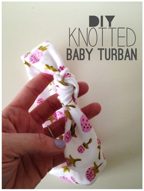 Super Easy Tutorial on the turban I'm always looking for at the store.  www.thesaraproject.wordpress.com Baby Turban Tutorial, Baby Band, Turban Tutorial, Headband Diy, Diy Baby Headbands, Diy Bebe, Baby Turban, Baby Projects, Diy Headband