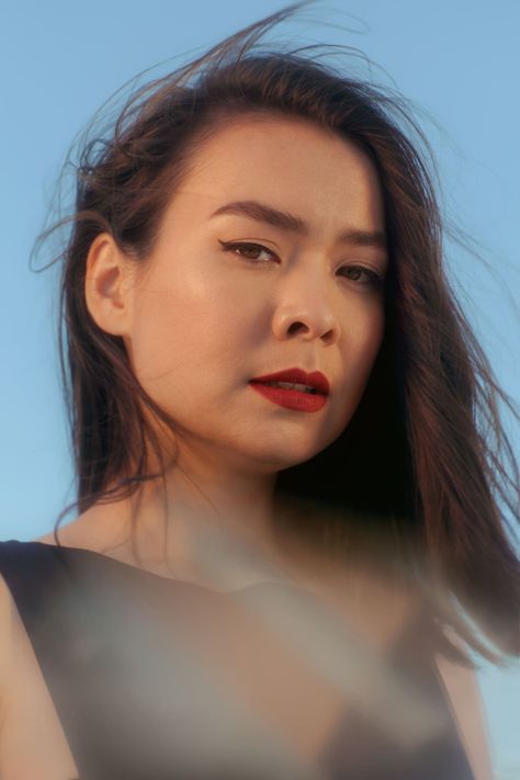 Your best American Mitski interview Mitski Portrait, Be The Cowboy Mitski, Mitski Aesthetic, Be The Cowboy, Class Of 2013, Female Reference, Drawing Refs, The Cowboy, Reasons To Live