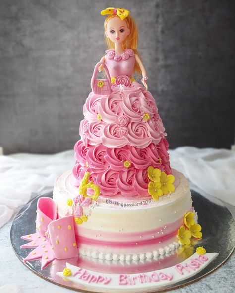 Barbie Two Tier Cake, Doll Cake Design Birthday Parties, Cake Designs Barbie, Barbie Cake Designs, Doll Cake Designs, Barbie Doll Birthday Cake, Barbie Doll Cake, Birthday Wishes For Lover, Doll Birthday Cake