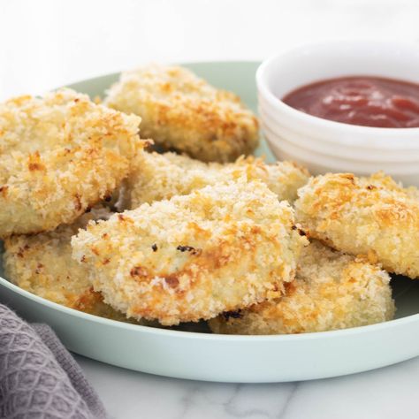 Cauliflower Chicken Nuggets - My Baby Eats Cauliflower Chicken, Homemade Chicken Nuggets, Baby Eating, Chicken Nuggets, Healthy Alternatives, My Baby, Chicken