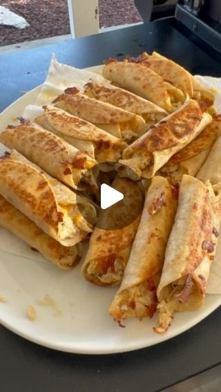 Arielle on Instagram: "Super simple and easy meal for the family. 

Chicken taquitos 
Recipe: 
Corn tortillas warm on both sides 
Shredded Chicken w/ sour cream and cream cheese mixed all together
Place on warm tortillas with cheese and roll 
Place on grill both sides till warmed. 

#chickentaquitos #chickentacos #traeger #traegerhood #dinnerideas #easydinner #fastmeals #quickfamilymeals #familydinner #motherhood #relatablemom #outdoorcooking #easyfamilymeals #dinnerideas" White Corn Tortilla Recipes, Chicken Roll Ups Tortilla, Recipes Using Tortillas, Recipe Using Tortillas, Chicken Taquitos Recipe, Taquitos Recipe, Chicken Roll Ups, Quick Family Meals, Cream Cheese Rolls