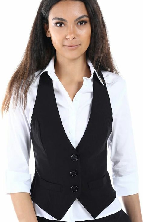 Cute Business Casual, Tomboy Femme, Pocket Vest, Black Vest, Vest Shirt, Slim Fit Shorts, Dressy Casual, Business Outfits, Racer Back