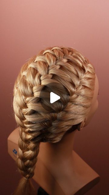 Ways To Style Your Hair, Dutch Braid Tutorial, Quick Braids, Unique Braids, French Braids, Beautiful Braided Hair, Volleyball Hairstyles For Curly Hair, Braid Tutorial, Hairstyles For Curly Hair