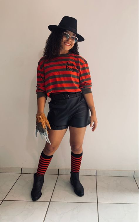 Freddy Krueger Costume Kids, Girl Freddy Krueger Costume, Fantasia Freddy Krueger, Freddy Krueger Costume, Kids Costumes Girls, Horror Icons, Freddy Krueger, Girl Costumes, Kids Costumes