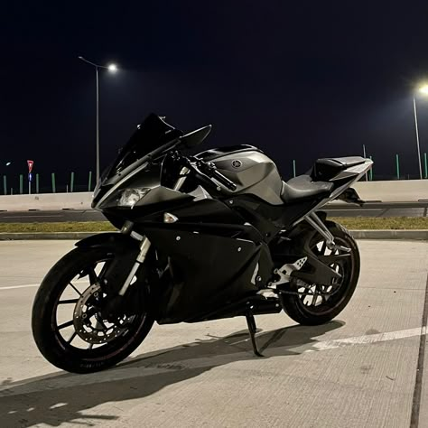 Yamaha YZF R-125 ~ 2016 Motorcycle Yamaha Yzf R125, Yamaha Yzf R6 Black, Yamaha R3 Black, Yamaha R7 Black, Yamaha R6 Black, Bikes Yamaha, Yamaha Yzf R125, Pretty Bikes, Yamaha Yzf R