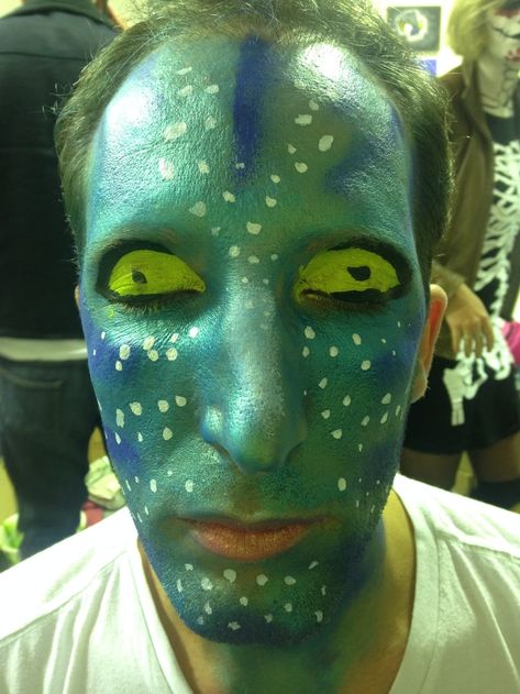 Crazy Face Paint Ideas, Avatar Face Painting, Face Paint Characters, Shrek Face Paint, Funny Face Paint Ideas, Face Paint Adult, Avatar Face Paint, Funny Face Paint, Fish Face Paint