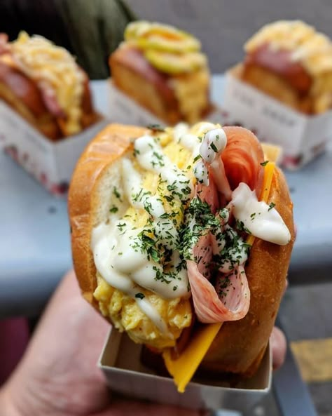 11 Best Trending Cafes In Seoul With Instagram-Worthy Meals - Klook Travel Blog Breakfast Korean, Dinner Korean, Photography Korean, Recipes Korean, Food Korean, Aesthetic Dinner, Monte Cristo Sandwich, Aesthetic Breakfast, Breakfast Cafe