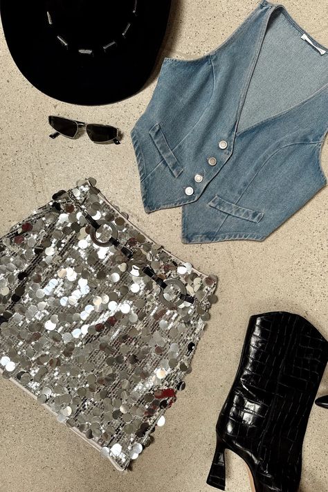 Sadie Silver Disco Sequin Mini Skirt – 12th Tribe Denim And Silver Party Outfit, Sequined Outfit Ideas, Rodeo Birthday Outfits For Women, Blingy Cowgirl Outfits, Disco Cowboy Party Outfit, Brunch Outfit Birthday, Disco Cowgirl Outfit Ideas, Cowboy Disco Outfit, Glitter Concert Outfit