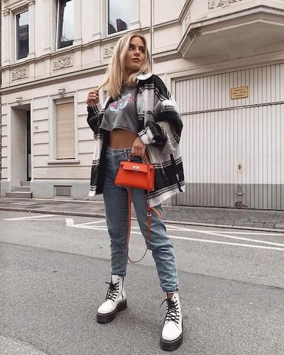 70+ Best Dr. Martens Outfit Ideas 2023: How To Style Doc Martens White Doc Martens Outfit, Military Style Outfits, How To Style Doc Martens, Combat Boot Outfit, Martens Outfit, White Doc Martens, White Boots Outfit, Outfit Botas, Dr Martens Outfit