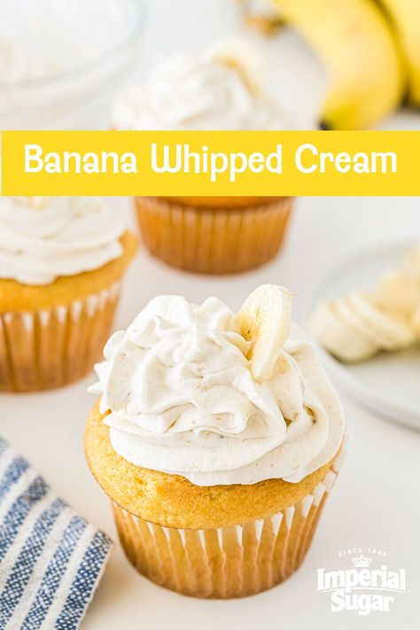 Banana Cream Icing, Banana Cake With Whipped Cream Frosting, Banana Butter Cream Frosting, Banana Cream Cake Filling, Banana Icing Recipe 3 Ingredients, Banana Cream Frosting, Banana Pudding Frosting Recipe, Banana Whipped Cream Frosting, Banana Cool Whip Dessert