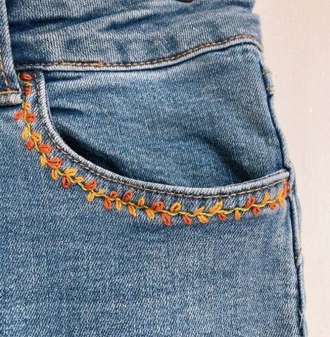 Uncomplicated beautiful embroidery around a denim pocket Diy Embroidery On Jeans, Embroidery On Jeans, Embroidery Jeans Diy, Clothes Embroidery Diy, Learning To Embroider, Denim Embroidery, Basic Embroidery Stitches, Hand Embroidery Projects, Denim Pocket