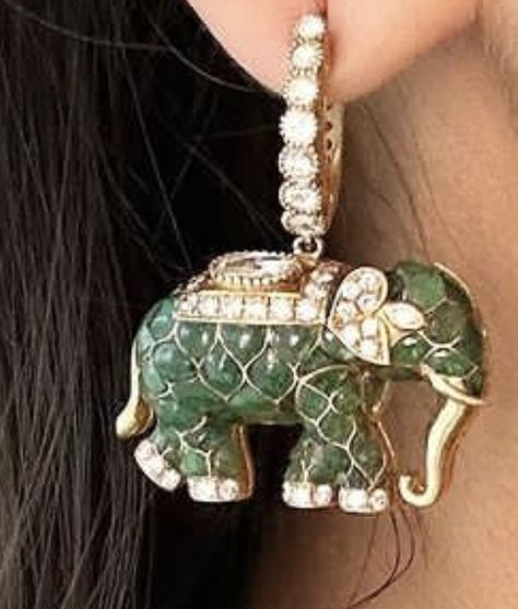 Elephant Jewellery Design, Goa Jewellery, Orchid Earrings, Disney Earrings, Kundan Jewellery Set, Bridal Jewelry Vintage, Elephant Jewelry, Polki Earrings, Heavy Earrings