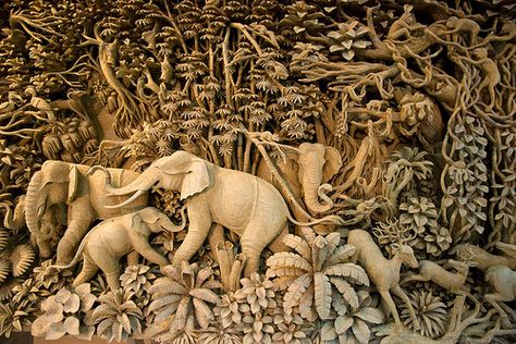 Explore ImaginIsca's photos on Flickr. ImaginIsca has uploaded 143 photos to Flickr. Wood Art Design, Carved Wood Wall Art, 3d Cnc, Wood Carving Designs, Wood Carving Patterns, Art Carved, Thai Art, Carving Designs, Wood Carving Art