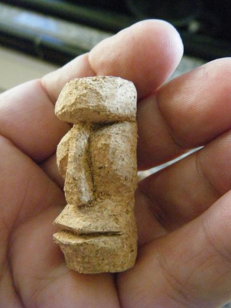 @bowmanscapsule: this made me think of you! Wine Cork Carving, Diy Cork, Tiki Head, Wine Cork Projects, Arts And Crafts Storage, Cork Ornaments, Tiki Decor, Wine Cork Art, Tiki Lounge