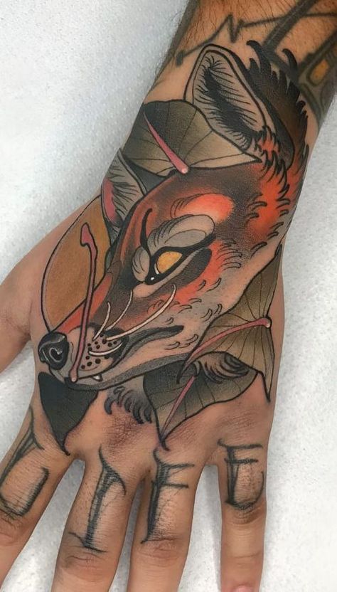 Fox And Lion Tattoo, Fox Hand Tattoo, Neotrad Hand Tattoo, Fox Tattoo Sleeve, Coyote Tattoo, Old School Ink, X Tattoo, Faith Tattoo, Funky Tattoos