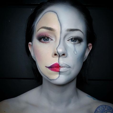 We are a sad generation with happy faces. #makeup #halloweenmakeup #makeupideas Half Face Drawing, Half Face Makeup, Creepy Makeup, Media Makeup, Creepy Halloween Makeup, Makeup Drawing, Barbie Makeup, Drag Makeup, Happy Faces