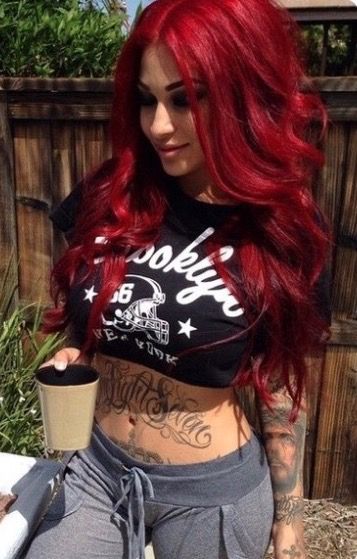 Long Red And Black Hair, Dark Hair Dye, Fiery Red Hair, Copper Red Hair, Red Hair Inspo, Bright Red Hair, Red Wigs, Burgundy Hair, Scene Hair