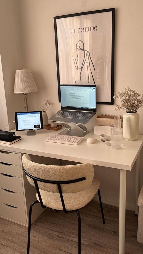 Small Apartment Desk, Work From Home Desk Setup, Home Desk Setup, White Desk Setup, Girly Home Office, Small Bedroom Desk, Apartment Desk, Work From Home Desk, Wfh Office