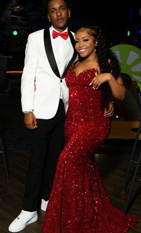 Prom Inspiration Black Couple, Red Homecoming Couple Black, Purple Hoco Dresses Black Women, White Prom Outfits For Couples, Red Prom Pictures Couples, Couple Homecoming Outfits, Red Homecoming Dresses Black Women, Homecoming Dates Matching, Red Homecoming Couple