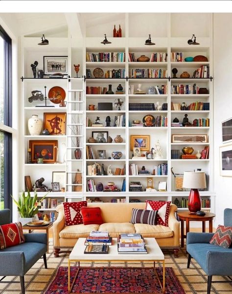 Home Library Rooms, High Ceiling Living Room, Built In Shelves Living Room, Bookshelves In Living Room, Home Library Design, Home Libraries, Built In Shelves, A Living Room, Home Library