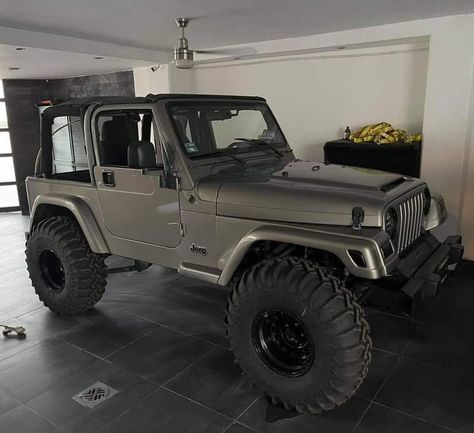 Jeep Tj Ideas, Jeep Wrangler Modified, Jeep Wrangler 1995, Jeep Scout, Two Door Jeep Wrangler, Jeep Wrangler Girl, 2000 Jeep Wrangler, Jeep Sport, 2005 Jeep Wrangler