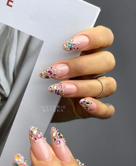 Gem French Tip, Jeweled Nails, Jewel Nails, Gem Nail Designs, Nailart Ideas, Nail Design Glitter, Nail Jewels, Easy Nails, Nails Now