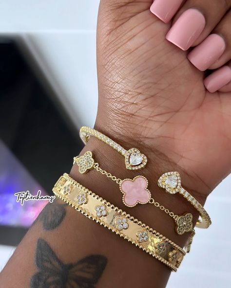 I love a pretty bracelet stack 😍 this gold and pink is everything! View our SOS ♡ Set on toptiercharms.com 🔗 @toptiercharms Gold Jewelry Stack Bracelet, Pink Bracelet Stack, Gold Jewelry Stack, Cute Gold Jewelry, Pink And Gold Jewelry, Pretty Stacks, Bracelet Stack Ideas, Bracelet Stack Gold, Gold Bracelet Stack