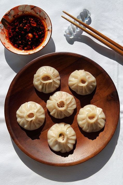 Soup Dumplings (Xiao Long Bao recipe with easy gelatin soup) Dumpling For Soup Recipe, Homemade Soup Dumplings Recipe, Easy Soup Dumpling Recipe, Soup Dumplings Recipe Easy, Easy Bao Buns Recipe, Healthy Dumpling Soup, Easy Drop Dumplings For Soup, Bao Soup Dumplings, Xia Long Bao Recipe