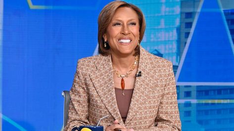 Robin Roberts says goodbye to GMA viewers and co-hosts; makes last appearance on show ahead of wedding Deborah Roberts, Celebrity Brides, Feeling Nervous, Ginger Zee, Amy Robach, Sara Gilbert, George Stephanopoulos, Robin Roberts, Celebrity Bride