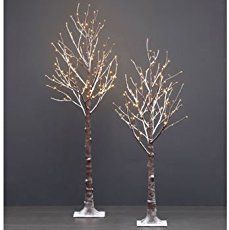 This twig Christmas tree can be made for next to nothing by using fallen branches found in your yard. A fun rustic craft to add to your holiday decor. Diy Branches, Easter Tree Diy, Lighted Tree Branches, Easy Holiday Decorations, Christmas Tree Easy, Twig Christmas Tree, Twig Lights, Easter Crafts For Adults, Christmas Branches